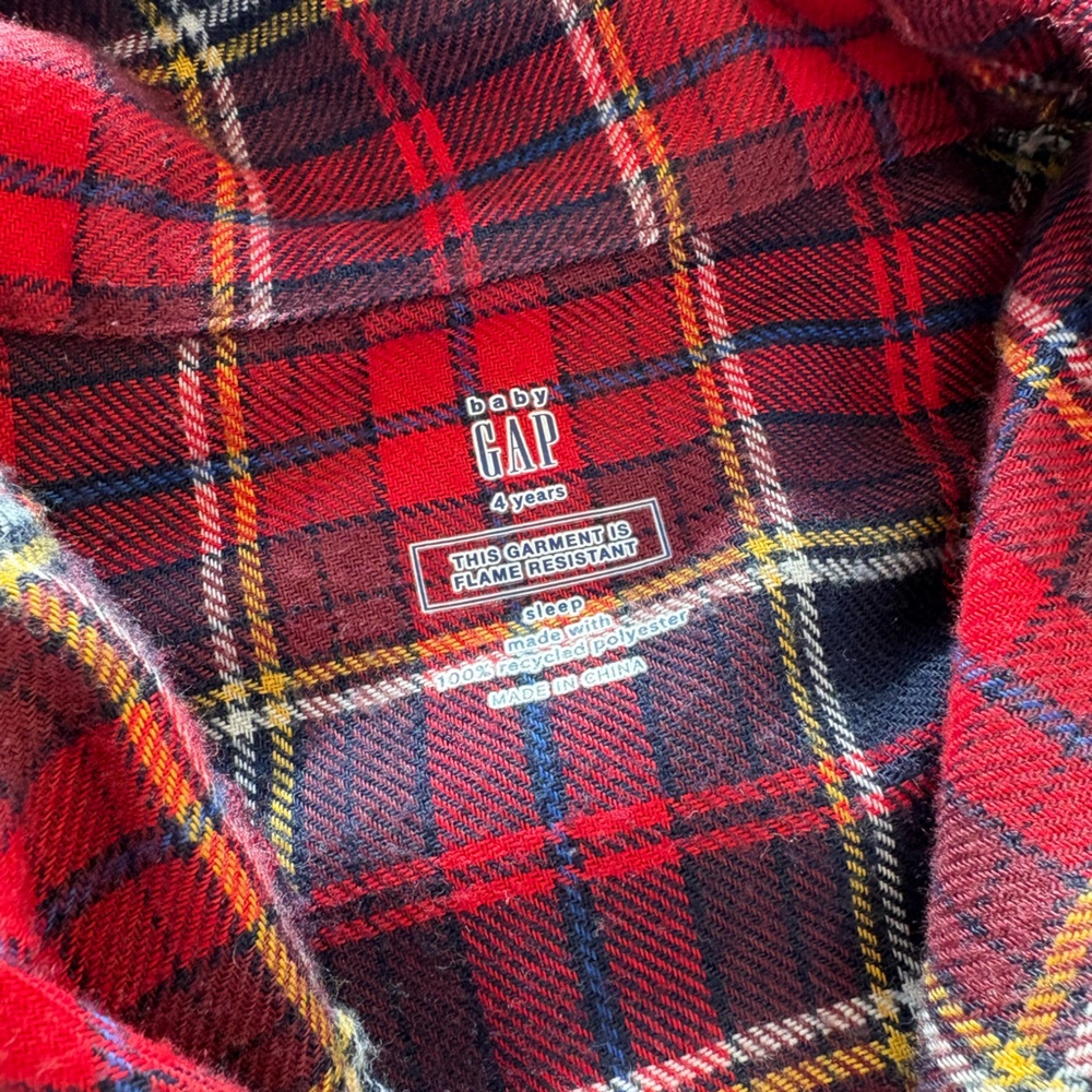 GapKids 4T Flannel PJs - 2 Pairs - Picture 4 of 5